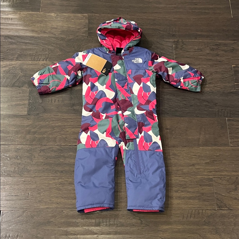 The North Face Freedom Snow Ski Suit new pink Baby Girls 0-3 Months